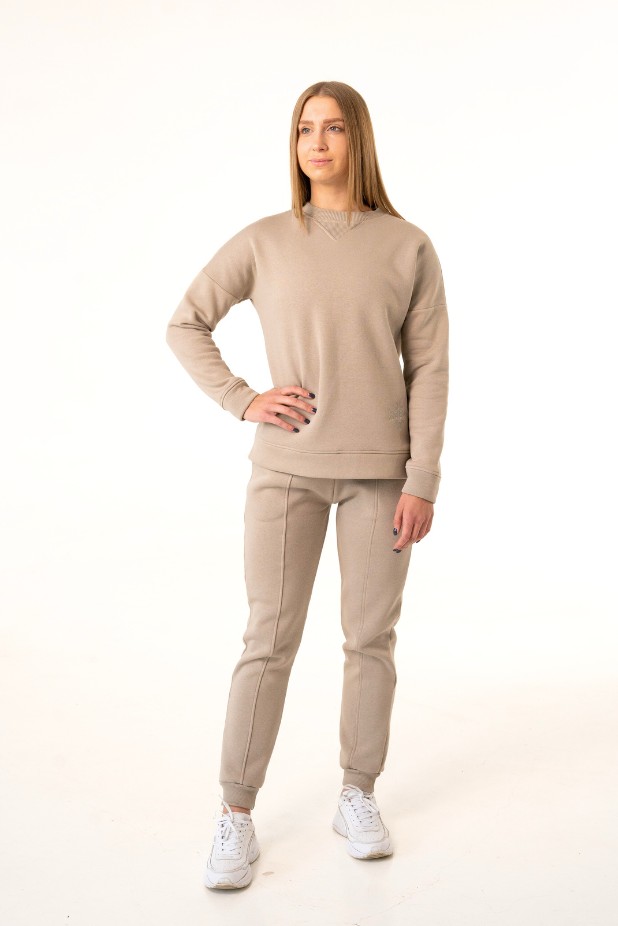 Women's suit: pants + sweatshirt: Beige